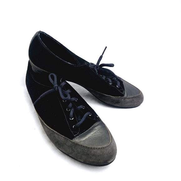 Munro Shoes - Munro Petra Black And Silver Suede Sneakers